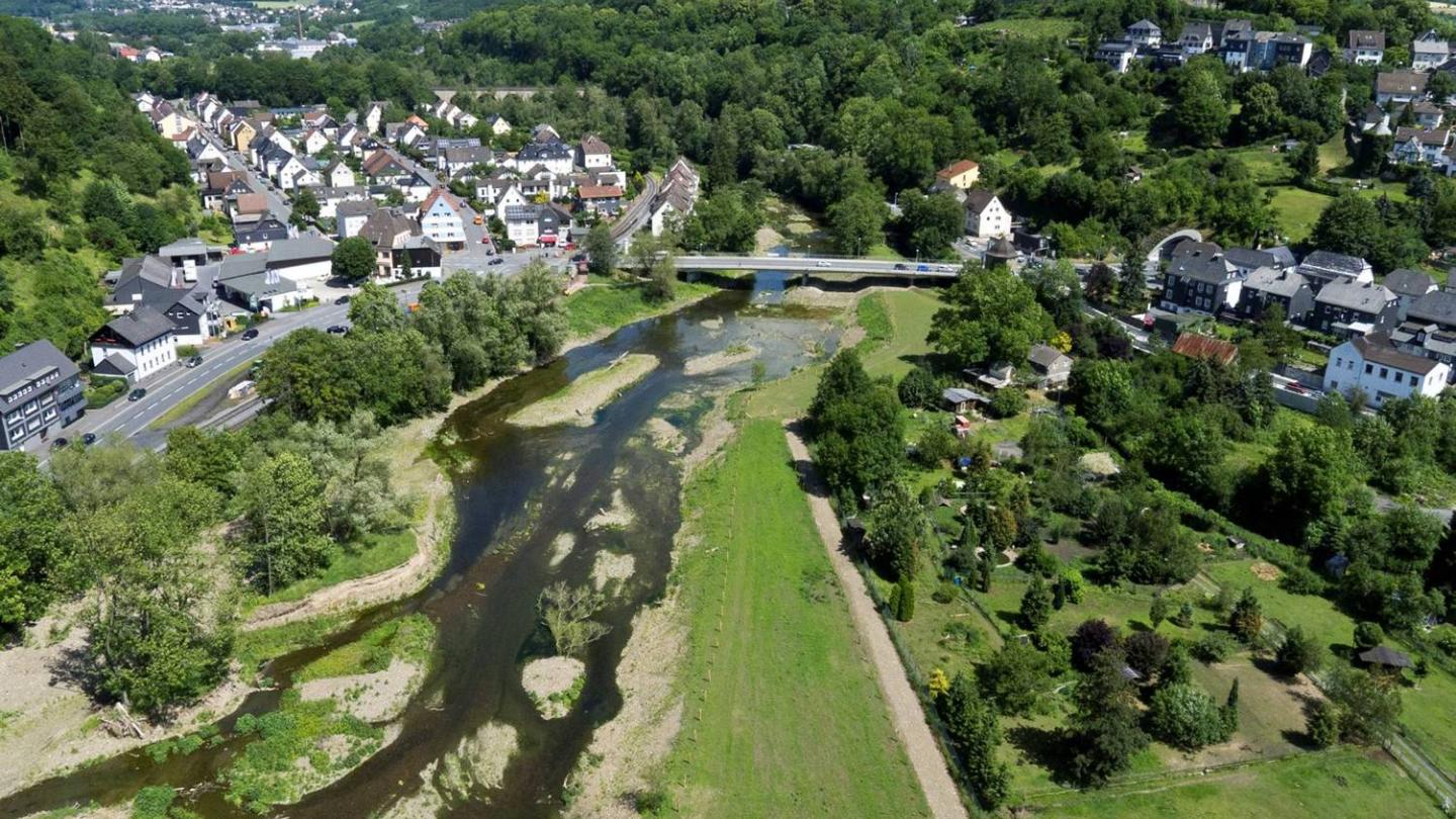 Renaturierung Ruhr  "Jägerbrücke" Alt-Arnsberg nachher